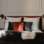 Hotel apartamentowy Old Town Charm & Chic By Downtown 3*