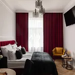 Old Town Charm & Chic By Downtown