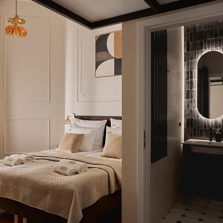 アパートホテル Old Town Charm & Chic By Downtown 3*