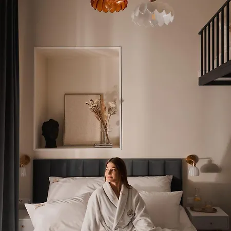 Old Town Charm & Chic By Downtown * Краков