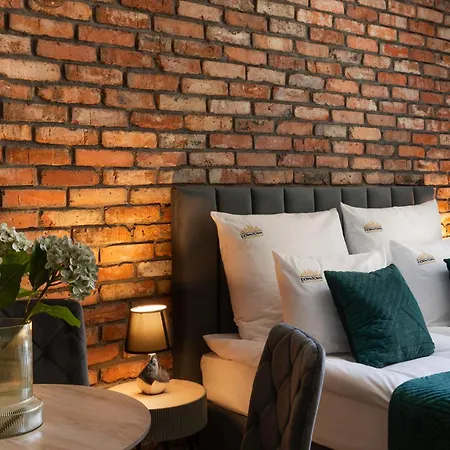 Old Town Charm & Chic By Downtown 3*