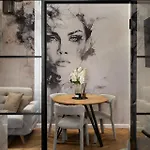 Old Town Charm & Chic By Downtown