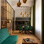 Old Town Charm & Chic By Downtown شقة فندقية كراكوفيا