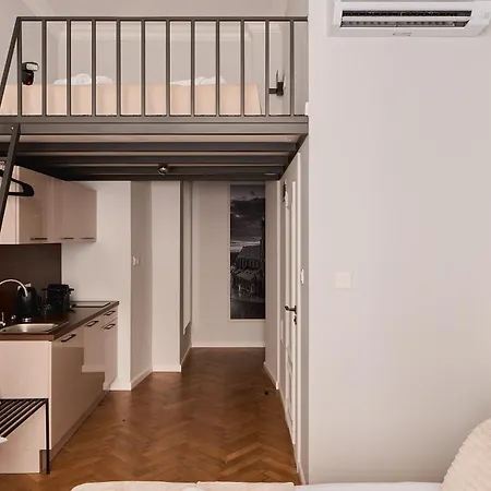 Old Town Charm & Chic By Downtown Krakow