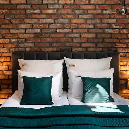 Old Town Charm & Chic By Downtown *