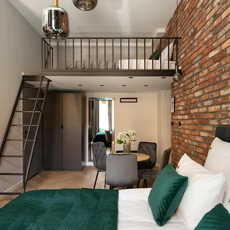 Old Town Charm & Chic By Downtown Apartment *