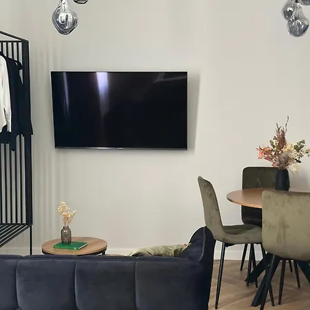 Old Town Charm & Chic By Downtown Apartment Krakow