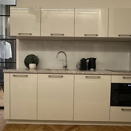 Old Town Charm & Chic By Downtown Apartment *