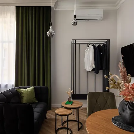 Apartment Old Town Charm & Chic By Downtown *