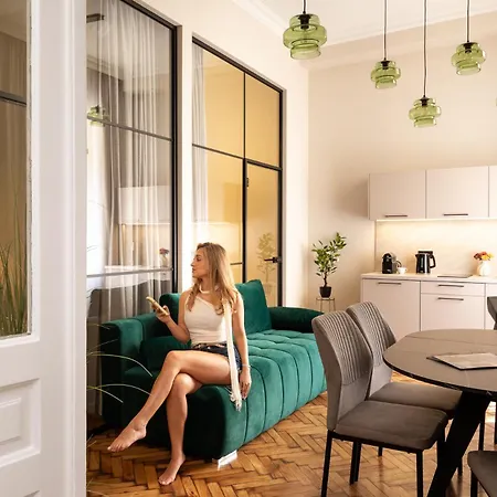 Old Town Charm & Chic By Downtown Hotel apartamentowy