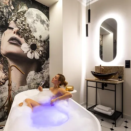 Old Town Charm & Chic By Downtown Krakau