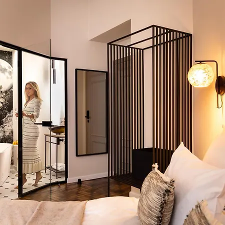 Old Town Charm & Chic By Downtown Aparthotel Krakau