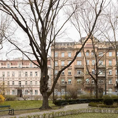 Old Town Charm & Chic By Downtown Lägenhet