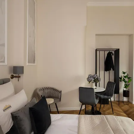 Old Town Charm & Chic By Downtown * Kraków